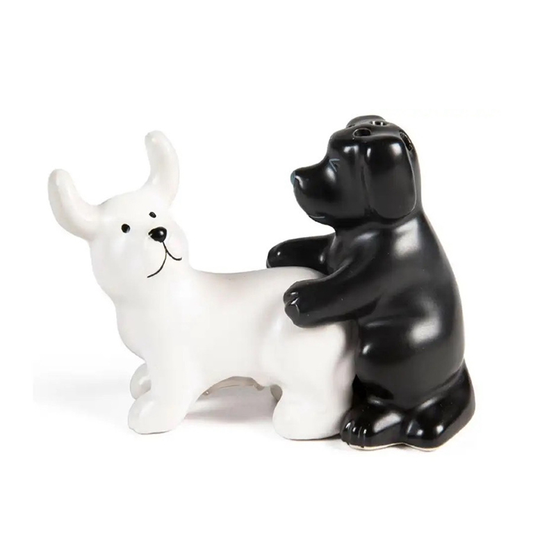 白黒の陶器製犬型塩コショウ入れセット、面白いノベルティギフト - Kitchen Gadgets Novelty のレビューと価格