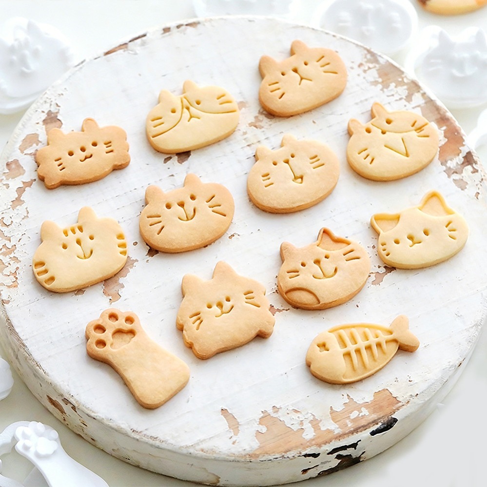 かわいい子猫DIYスタンプクッキーカッター焼き型ベーキングア - Kitchen Gadgets Ninja のレビューと価格