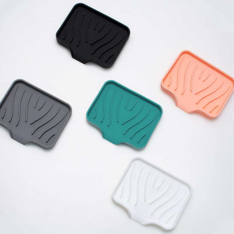 シンク用シリコントレイ（水切り付き）石鹸スポンジ収納ホルダー - Kitchen Gadgets Gifts のレビューと価格